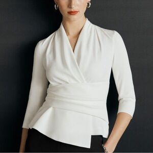 NWT The Fold London Clever
Crepe Belleville Mid Sleeve Ivory
$395 Designer Top